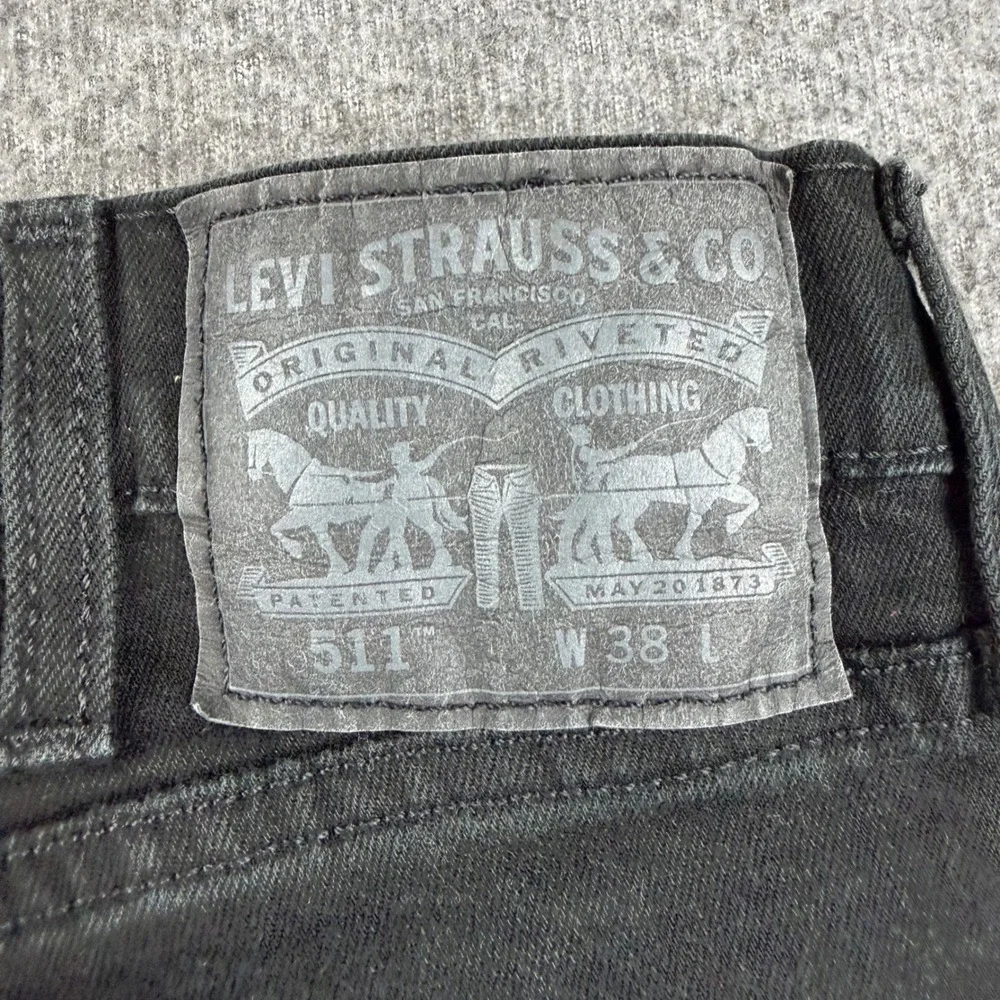 Levi's 511 Slim Cutoff Denim Shorts Men's 38 Black Raw Hem 36555-0295